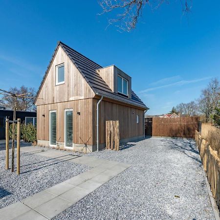 Cosy Holiday Home In Oostkapelle With A Garden Buitenkant foto