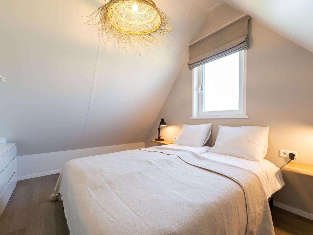 Cosy Holiday Home In Oostkapelle With A Garden Buitenkant foto