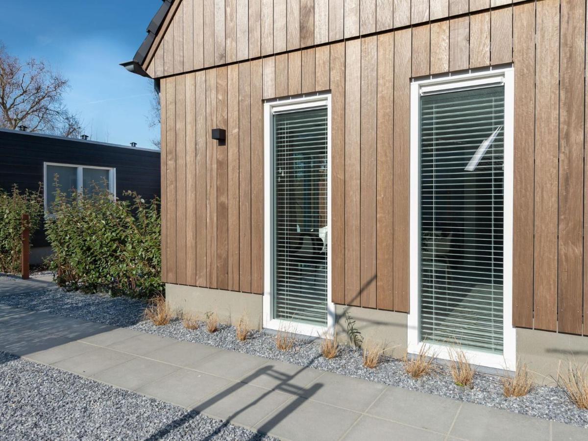 Cosy Holiday Home In Oostkapelle With A Garden Buitenkant foto